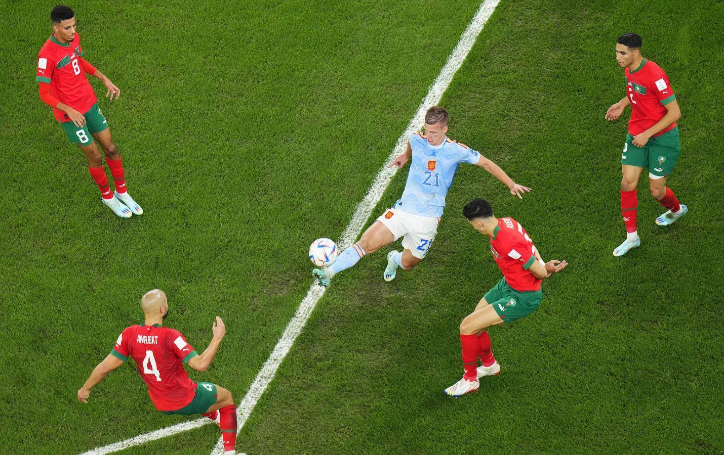 爱游戏馆-摩洛哥瓦赫达球迷现场助威，激发球队夺冠斗志