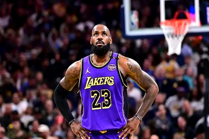 包含落后两分绝杀詹姆斯豪取胜利的词条 包含落后两分绝杀詹姆斯豪取胜利的词条