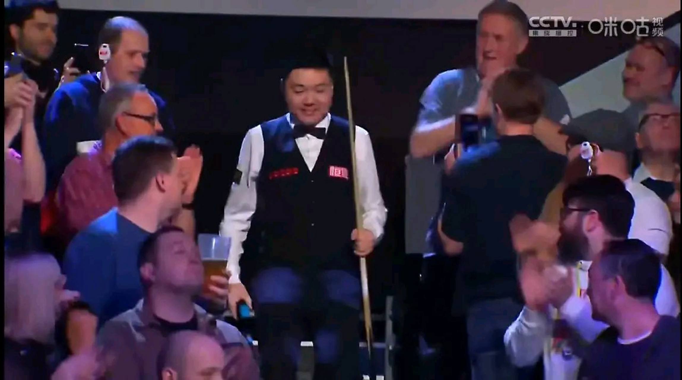 战术打法神奇,赢得掌声和欢呼的简单介绍 战术打法神奇,赢得掌声和欢呼的简单介绍