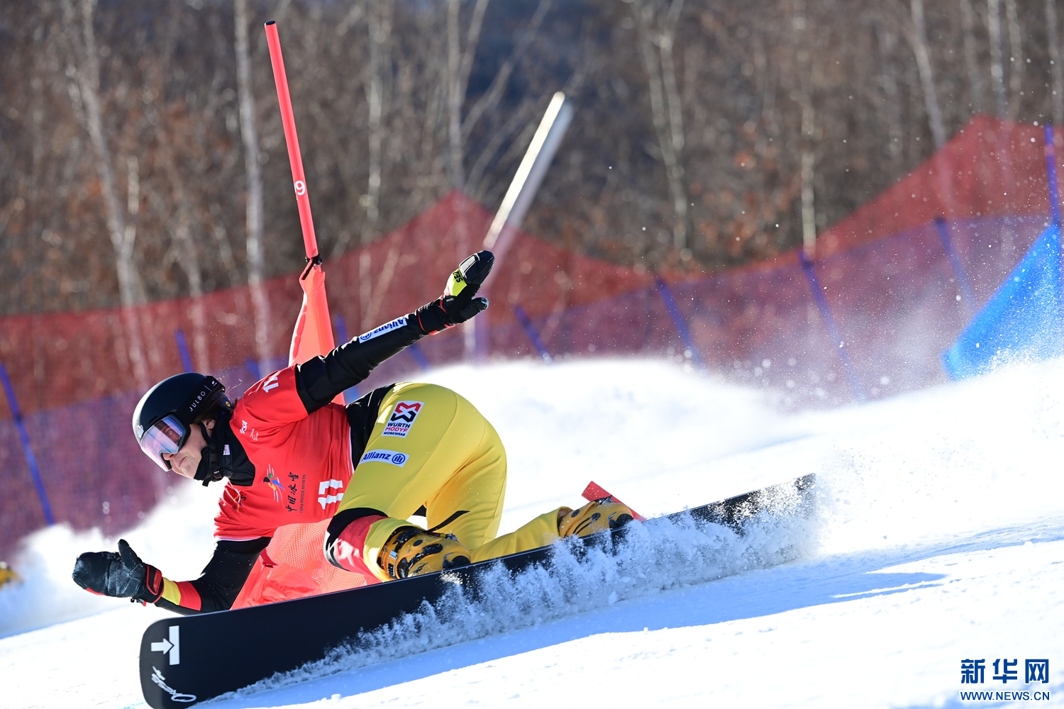 爱游戏官网app-挪威滑雪选手突围晋级，实现逆袭