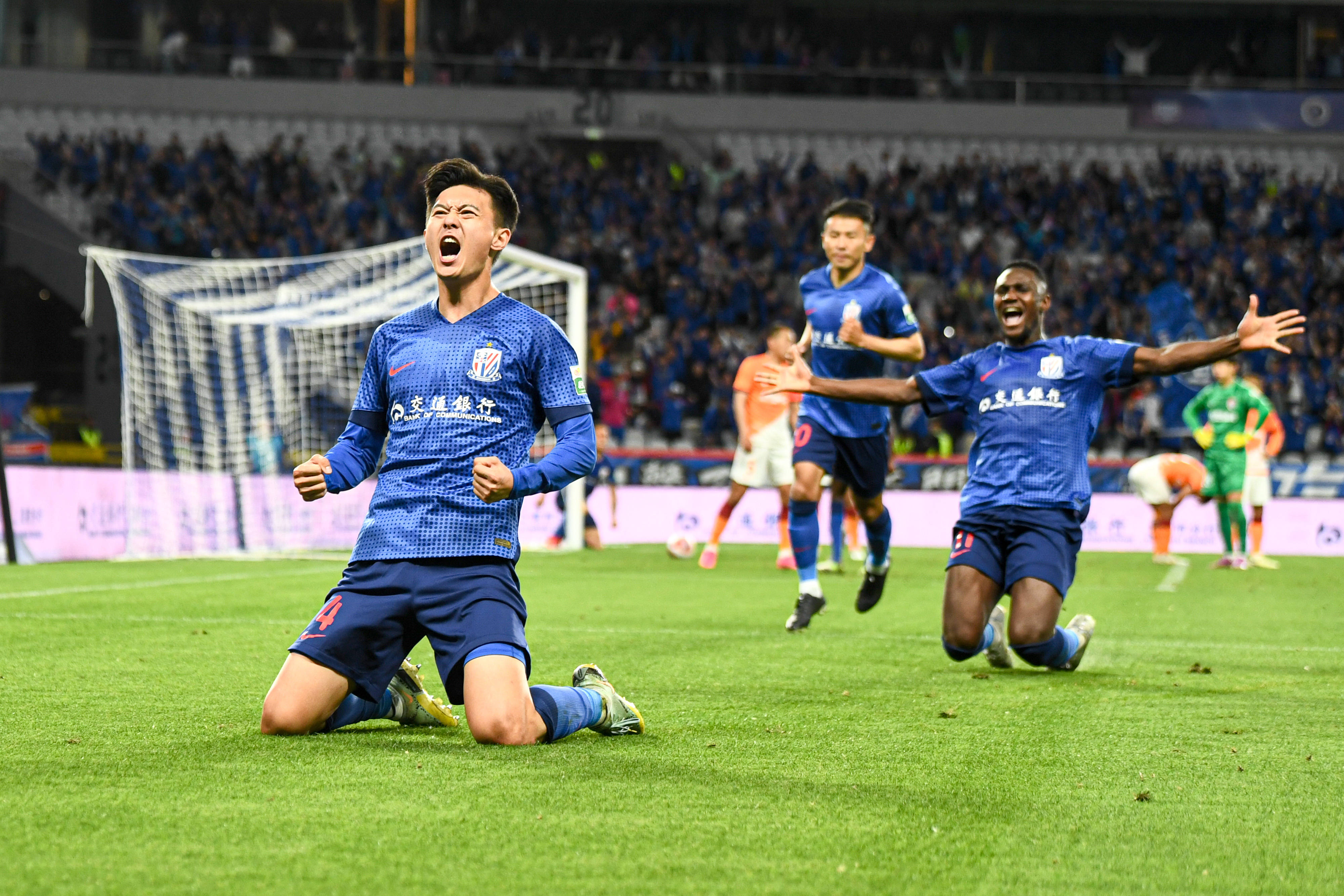 爱游戏直播-关于武磊攻入本赛季第十球，传射成拦路虎的信息