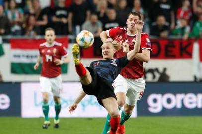 爱游戏平台-关于斯洛伐克队击败塞浦路斯，罗马尼亚队士气低迷的信息