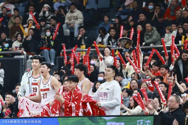 关于争夺季后赛席位，广厦队全力以赴迎战山西队的信息