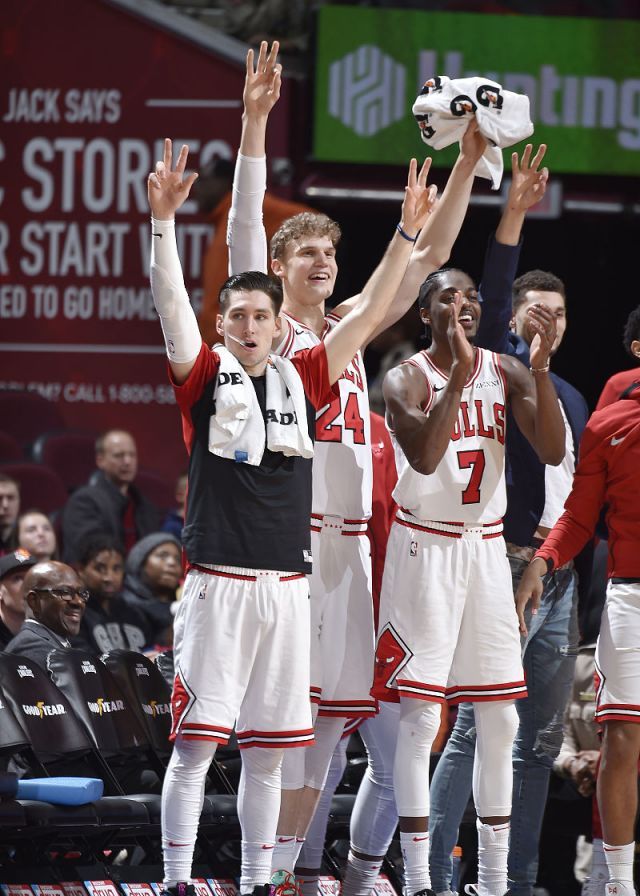 公牛队老将复出,带领球队走出低谷的简单介绍 公牛队老将复出,带领球队走出低谷的简单介绍