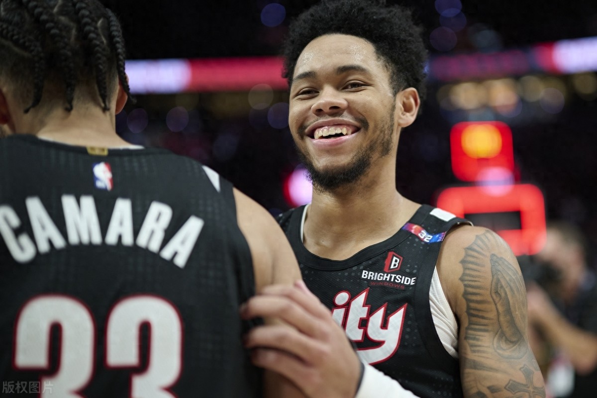 爱游戏地址-开拓者主场战胜豪强，士气高涨气势如虹的简单介绍