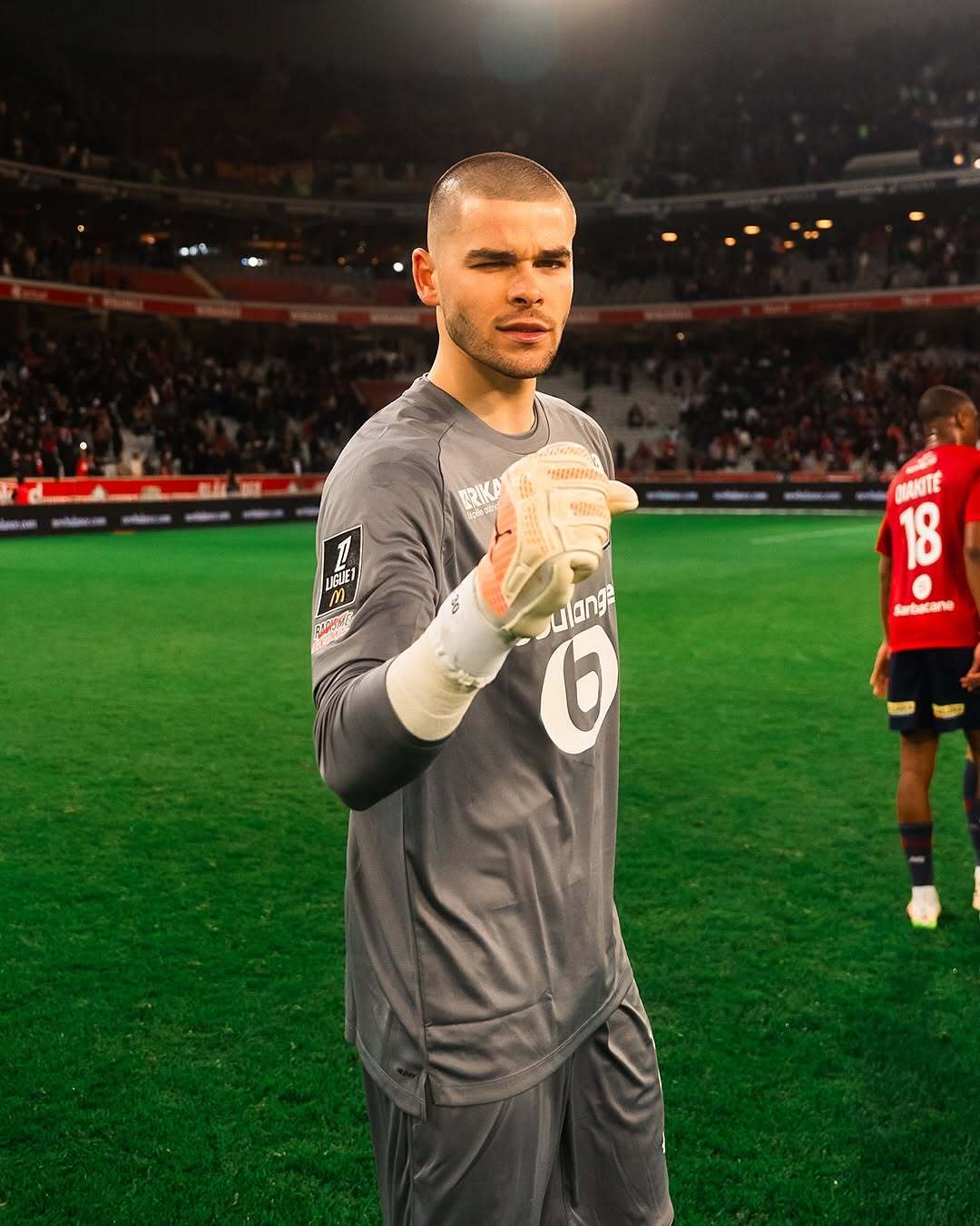 关于里尔主场大胜,领先优势扩大的信息 关于里尔主场大胜,领先优势扩大的信息