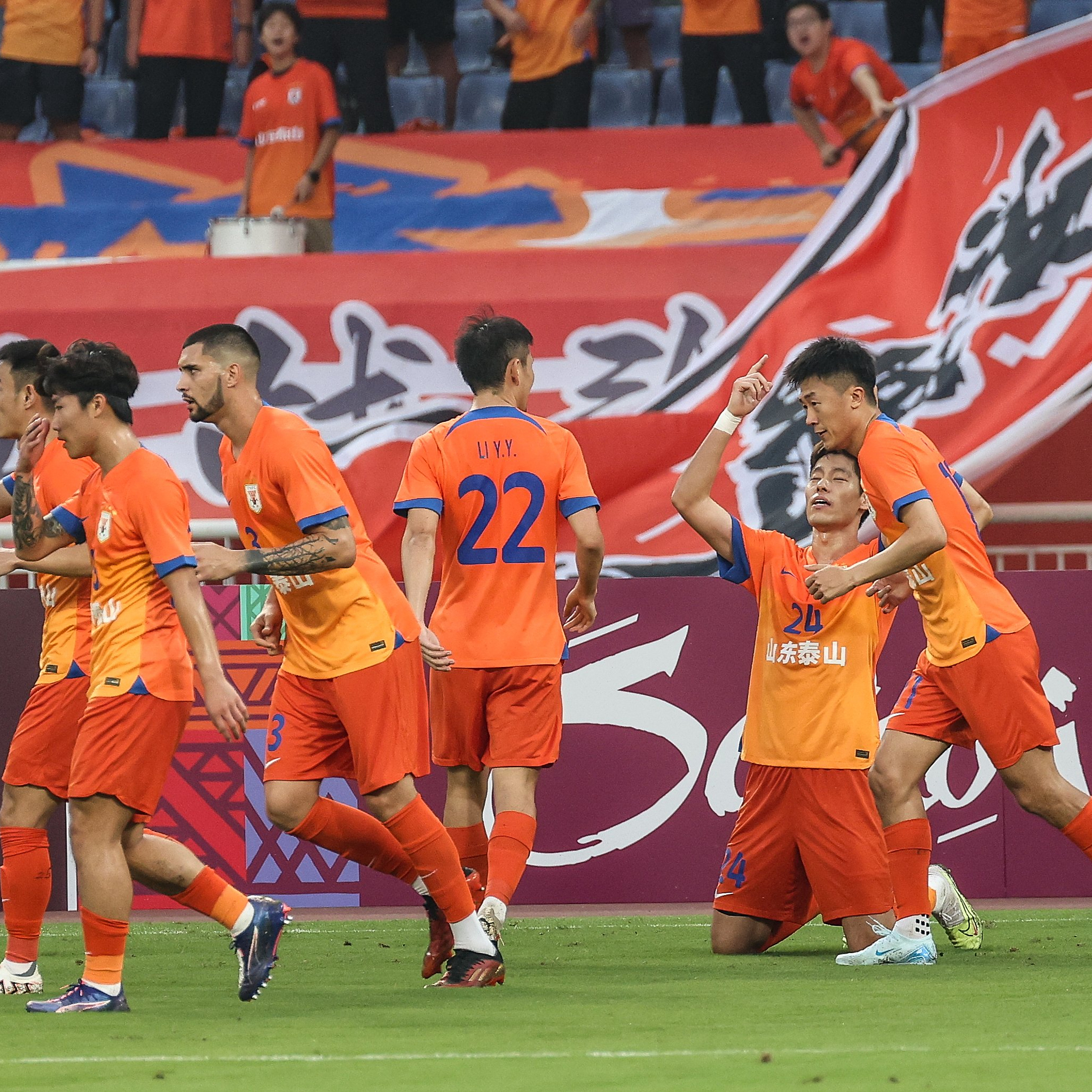 国安主场挑战苏宁，争夺亚冠资格